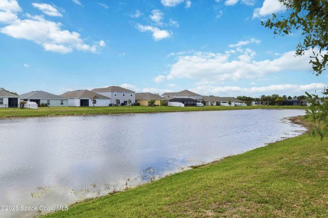 546 Cooper Court SW, Palm Bay, FL 32908