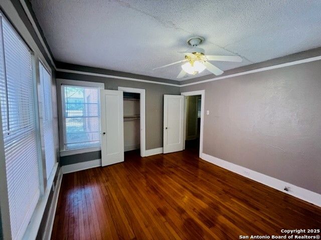415 W Hollywood Ave, San Antonio, TX 78212