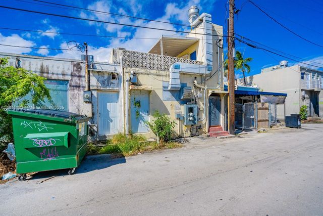 1083 SE 17th St, Fort Lauderdale, FL 33316