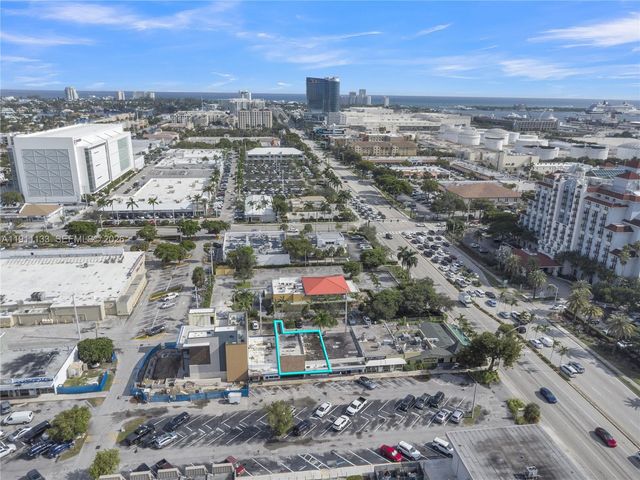 1083 SE 17th St, Fort Lauderdale, FL 33316