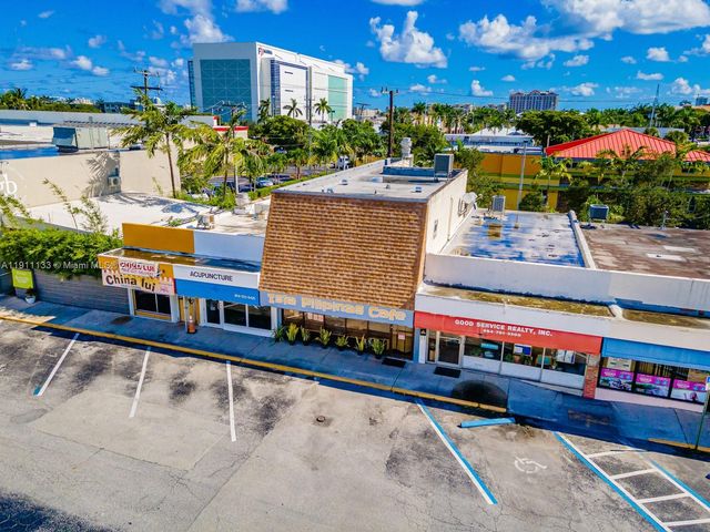 1083 SE 17th St, Fort Lauderdale, FL 33316