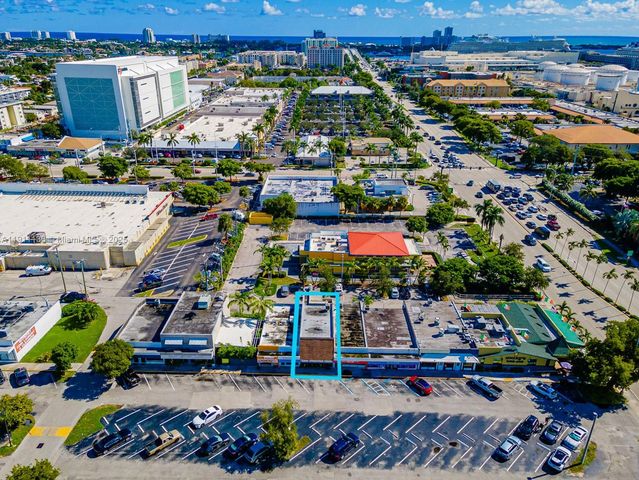 1083 SE 17th St, Fort Lauderdale, FL 33316