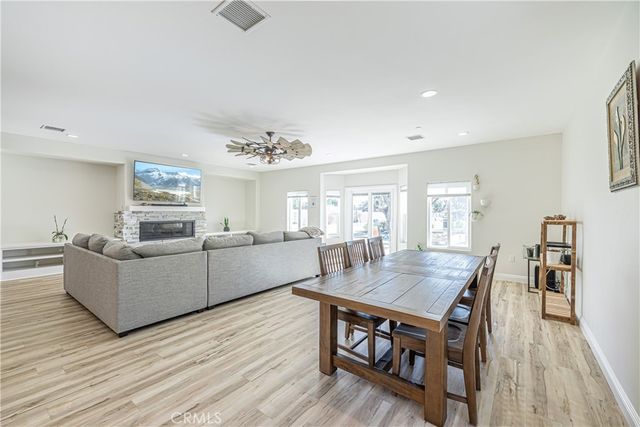 42620 25th W, Lancaster, CA 93536