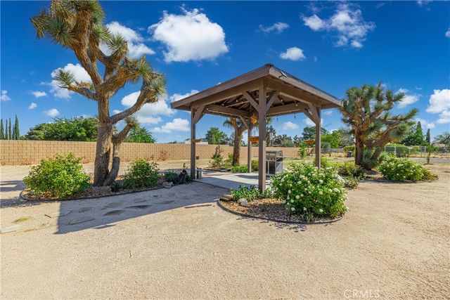 42620 25th W, Lancaster, CA 93536