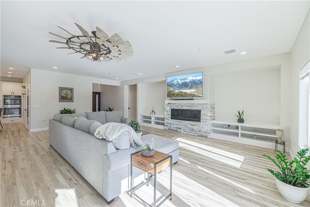 42620 25th W, Lancaster, CA 93536
