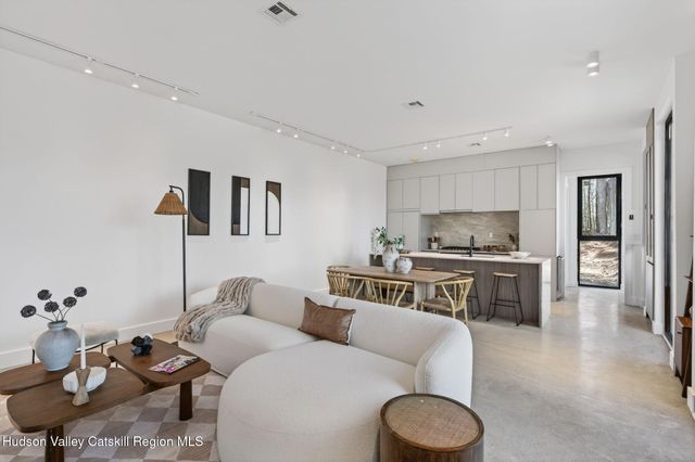 116 Mossy Hill Road, Catskill, NY 12414