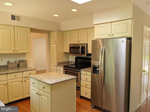 4500 STONE PINE CT, Chantilly, VA 20151