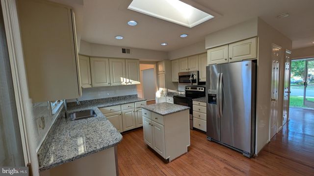 4500 STONE PINE CT, Chantilly, VA 20151