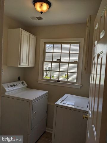 4500 STONE PINE CT, Chantilly, VA 20151