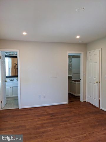 4500 STONE PINE CT, Chantilly, VA 20151