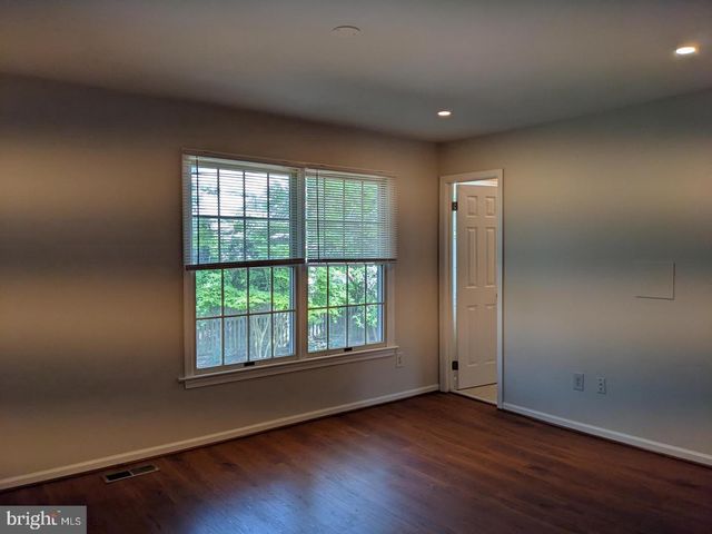 4500 STONE PINE CT, Chantilly, VA 20151