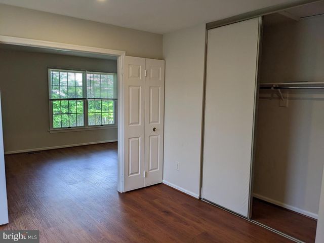 4500 STONE PINE CT, Chantilly, VA 20151