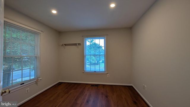 4500 STONE PINE CT, Chantilly, VA 20151