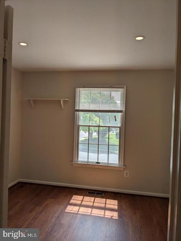 4500 STONE PINE CT, Chantilly, VA 20151