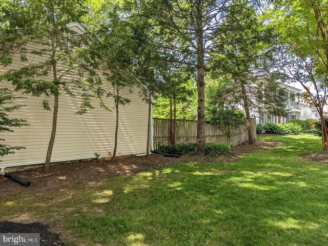 4500 STONE PINE CT, Chantilly, VA 20151