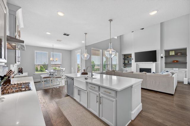 402 San Donato DR, Austin, TX 78738