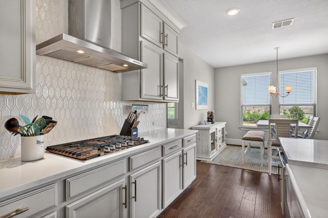 402 San Donato DR, Austin, TX 78738