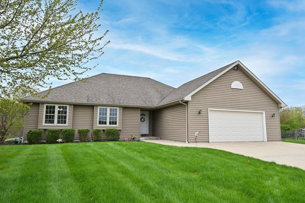 9225 Auburn COURT, Mount Pleasant, WI 53406