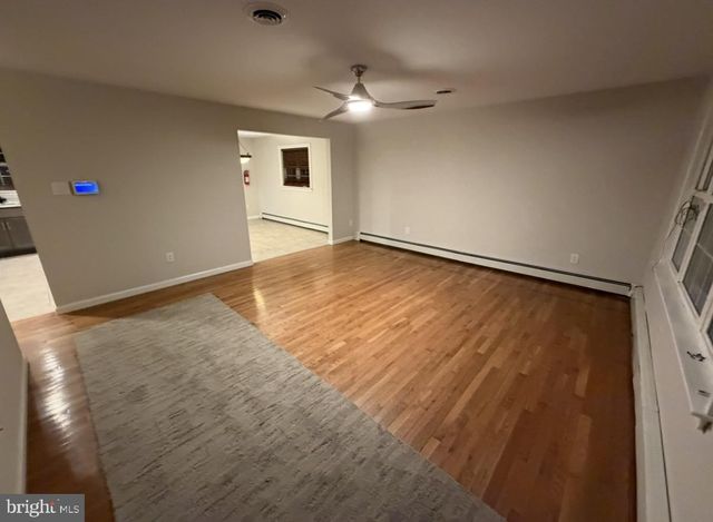 1002 TAUNTON AVE, West Berlin, NJ 08091