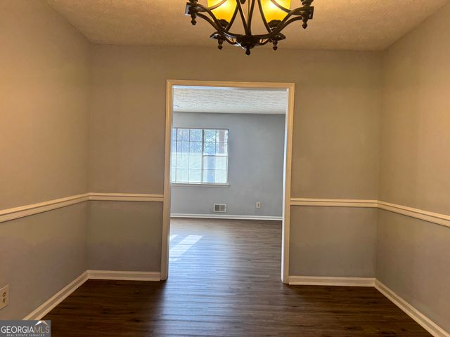 8678 Glenwoods Drive, Riverdale, GA 30274