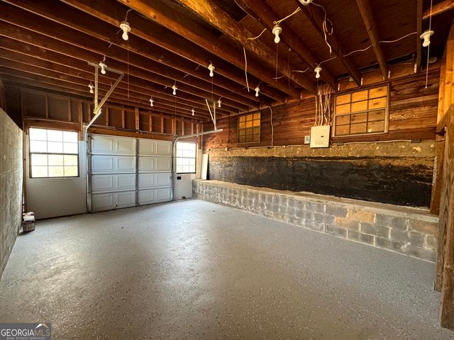 8678 Glenwoods Drive, Riverdale, GA 30274