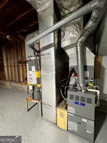 8678 Glenwoods Drive, Riverdale, GA 30274