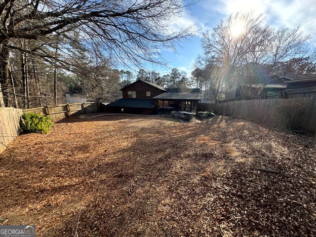 8678 Glenwoods Drive, Riverdale, GA 30274