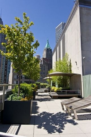 99 John St Apt 404, New York City, NY 10038