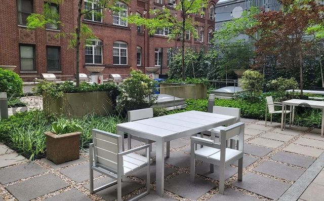99 John St Apt 404, New York City, NY 10038