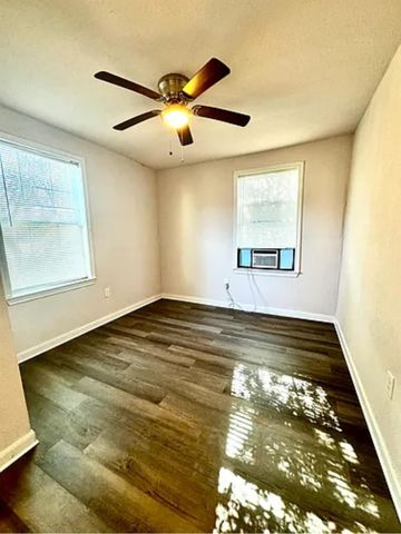 7339 Mountbatten Road, Houston, TX 77033