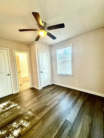 7339 Mountbatten Road, Houston, TX 77033