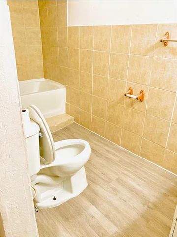 7339 Mountbatten Road, Houston, TX 77033