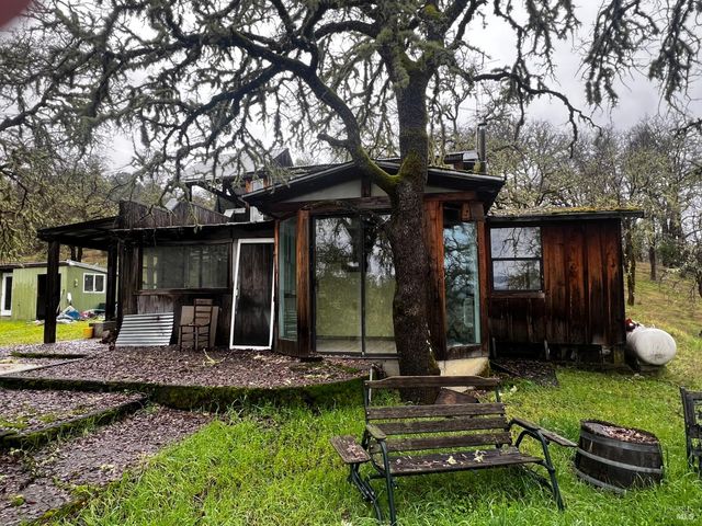 23040 Poonkinney Rd, Covelo, CA 95428