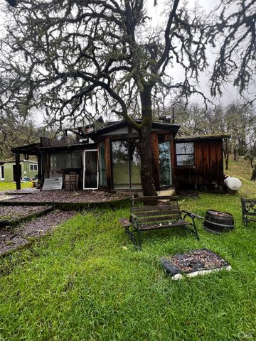 23040 Poonkinney Rd, Covelo, CA 95428