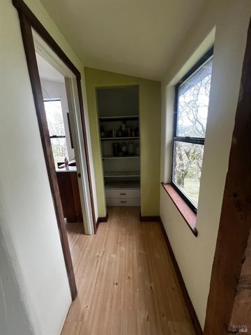 23040 Poonkinney Rd, Covelo, CA 95428