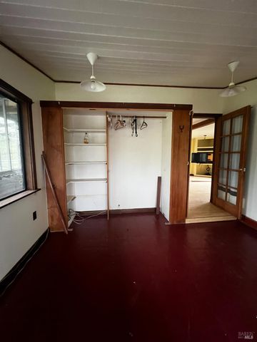 23040 Poonkinney Rd, Covelo, CA 95428