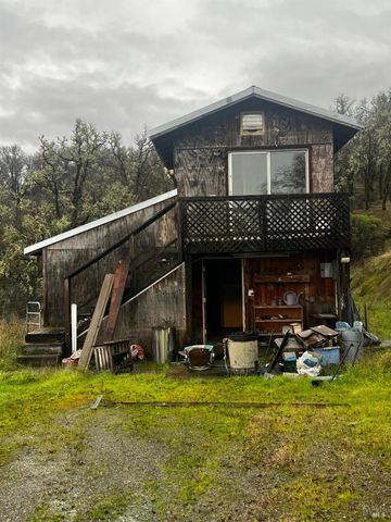 23040 Poonkinney Rd, Covelo, CA 95428