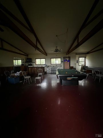 23040 Poonkinney Rd, Covelo, CA 95428