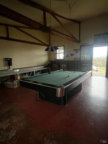 23040 Poonkinney Rd, Covelo, CA 95428