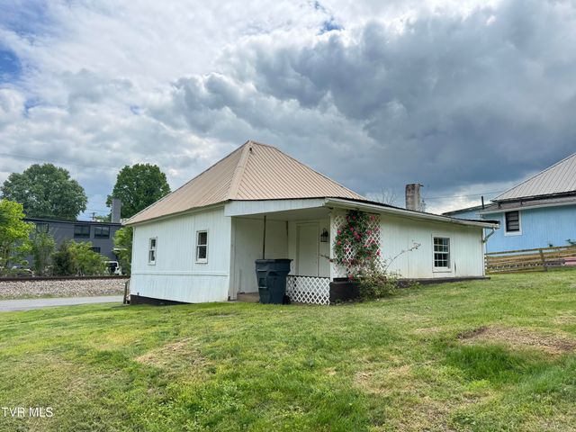 736 4th Street, Bristol, TN 37620