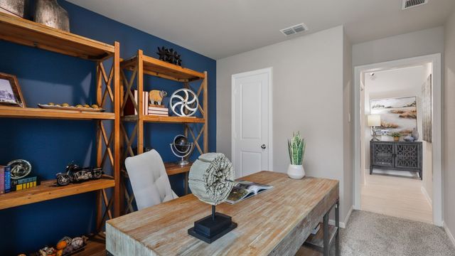 438 LUBBOCK Drive, Azle, TX 76020