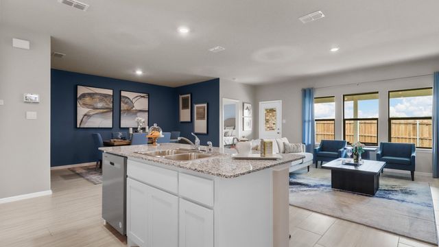 438 LUBBOCK Drive, Azle, TX 76020