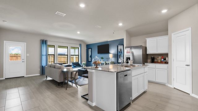 438 LUBBOCK Drive, Azle, TX 76020