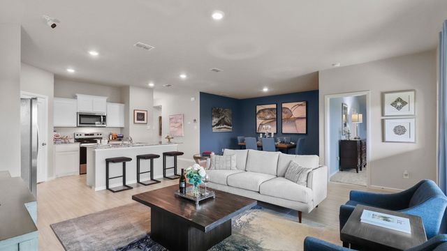 438 LUBBOCK Drive, Azle, TX 76020