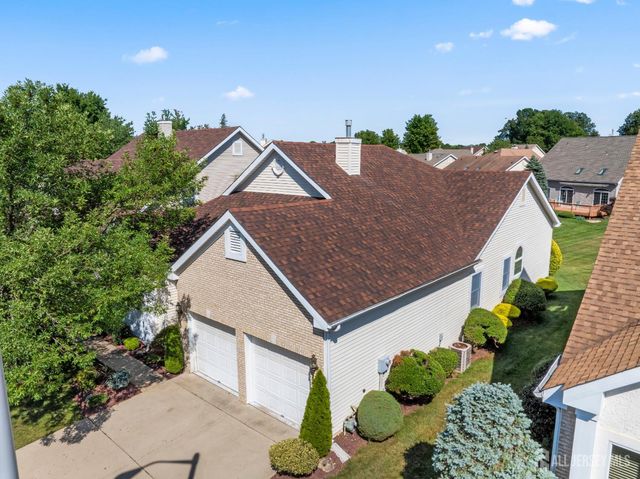 9 Westminster Drive, Monroe, NJ 08831