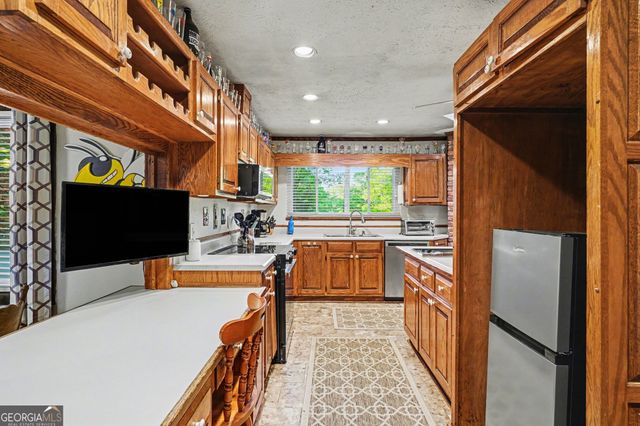 2467 Laurel Ridge Place SW, Conyers, GA 30094