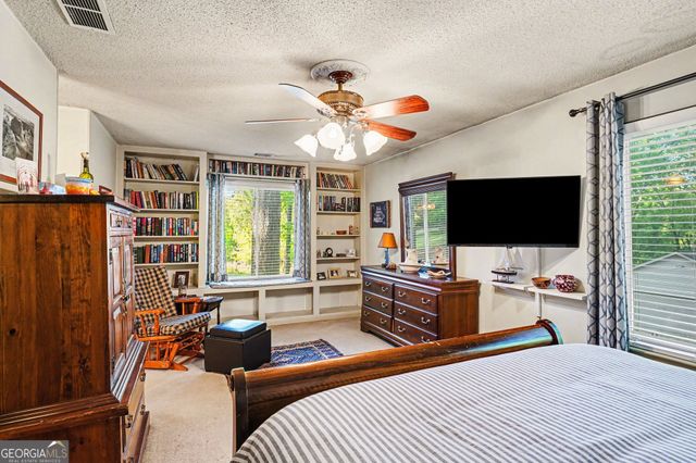 2467 Laurel Ridge Place SW, Conyers, GA 30094