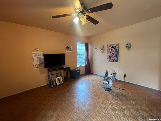 7518 Buckboard, San Antonio, TX 78227