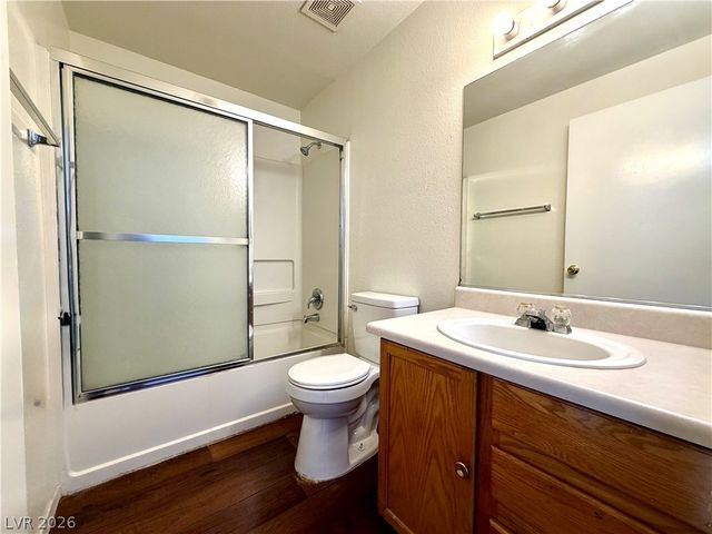 2500 Sierra Bello Avenue 102, Las Vegas, NV 89106