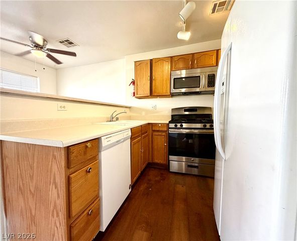 2500 Sierra Bello Avenue 102, Las Vegas, NV 89106